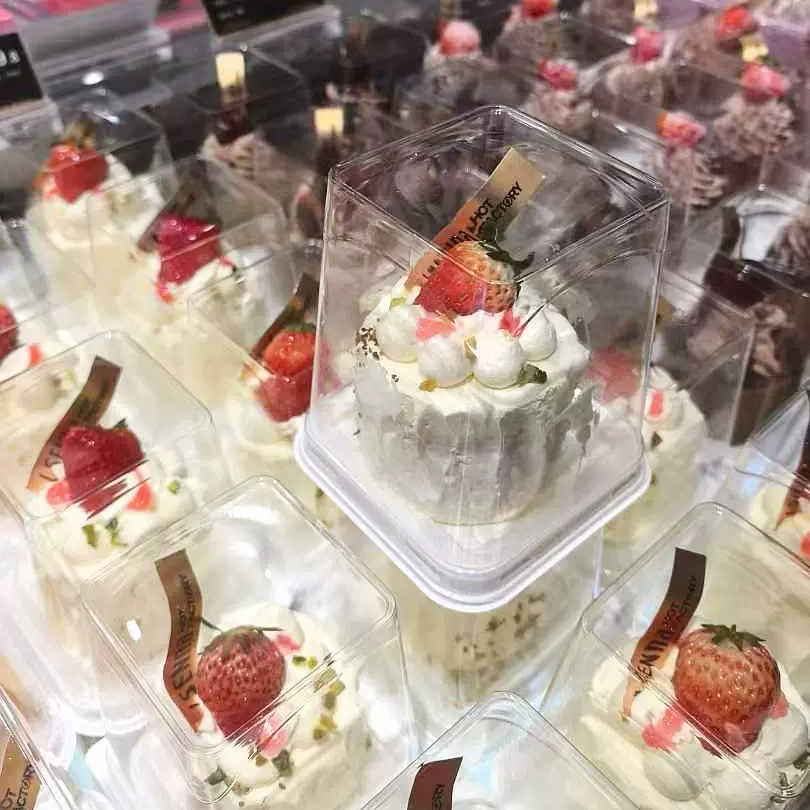 烘焙包装潘多洛草莓巧克力雪山面包盒加高2寸透明西点慕斯甜品盒