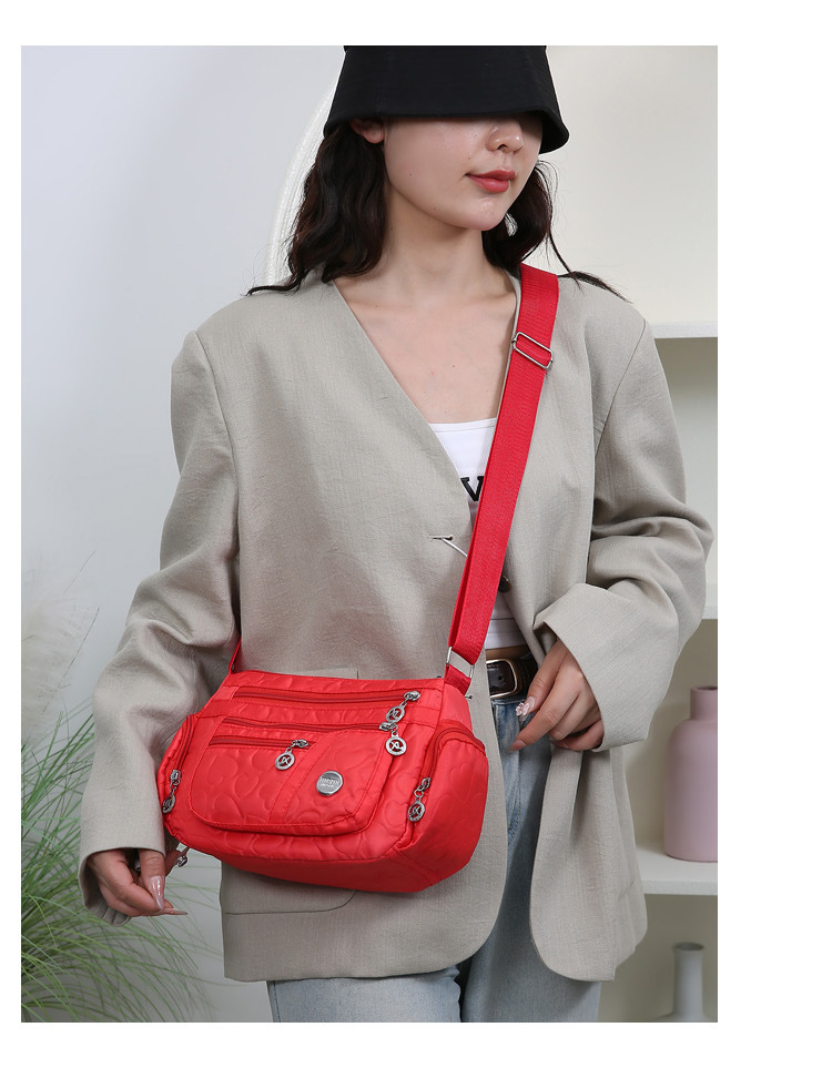Crossbody bag for women 2025 New style middle-aged women's bag, large capacity single-shoulder mom bag, versatile, casual and fashionable women's bag undefined