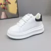 White black increases 6cm