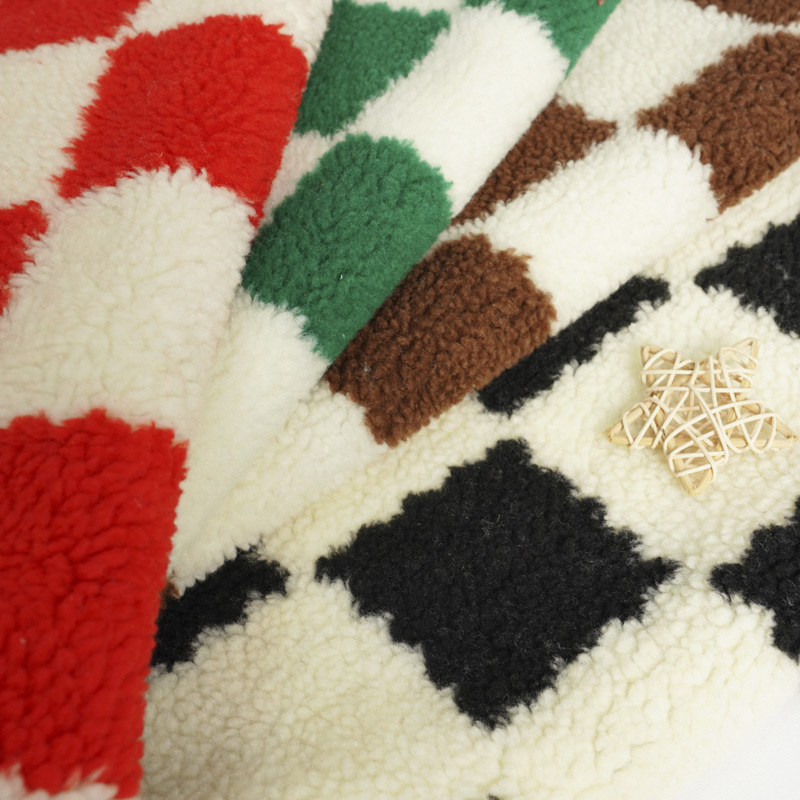 现货网红羊羔毛正方形提花格面料 饼干格子羊羔绒外套箱包毛绒布