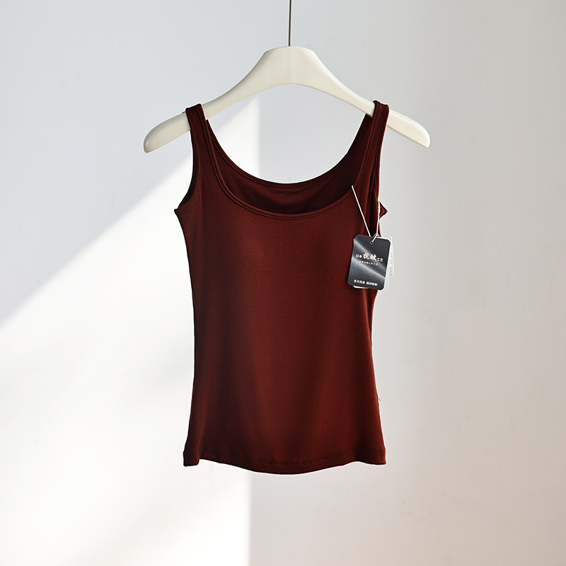 Retro red (square collar, wide shoulders)