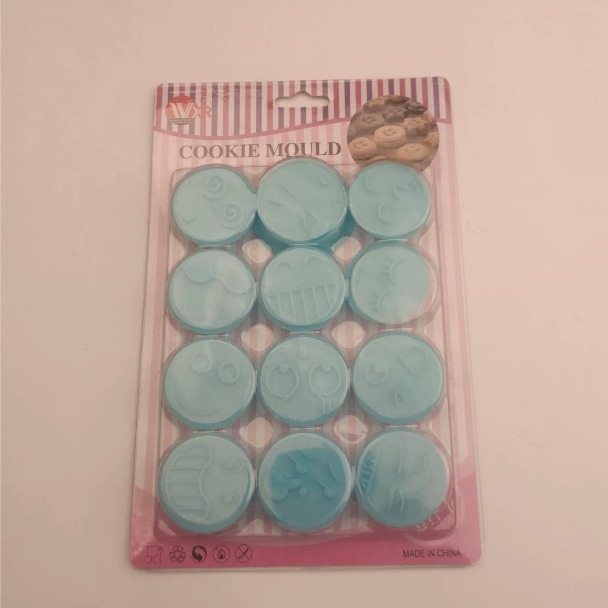 Трансграничная 12 шт. Пластиковая форма для печенья творческий мультфильм смайлик печенье инструменты для выпечки торта формы для резки оптом