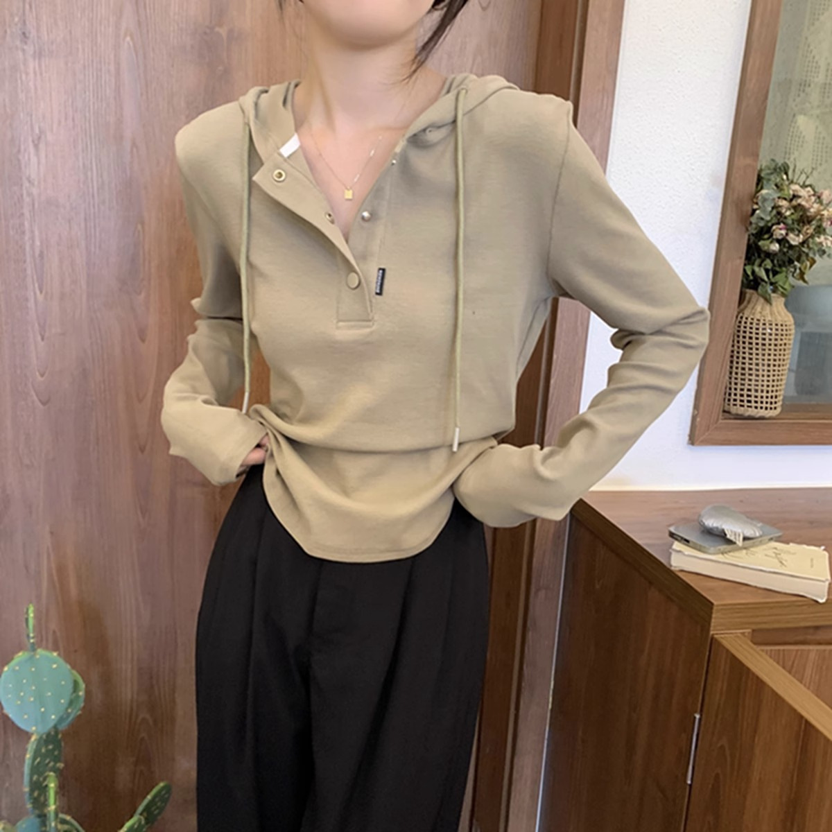 Spring autumn long-sleeve with hood