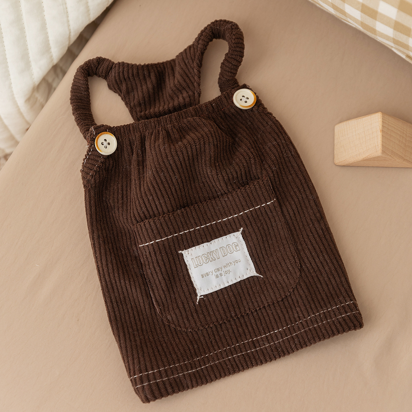 Nuevo otoño y invierno simple afortunado bolsillo de cachorro vestido de correa delgada mascota perro gato ropa de peluche image 7