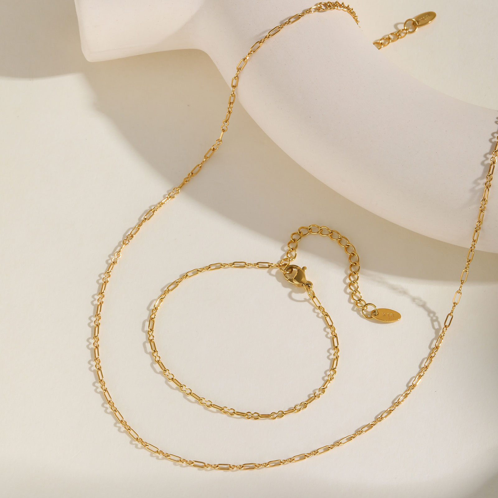 Fashionable golden bracelet stainless steel handmade