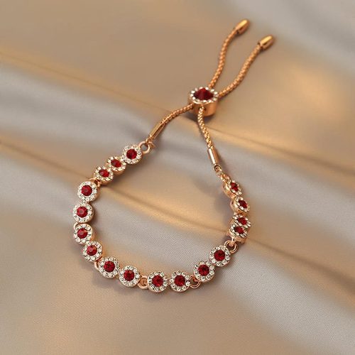 Diamond-encrusted Red Heart Bracelet for Girls, Sister-in-law Bracelet, Korean Style Fashion, Elegant and Luxurious, Pull-out Adjustable Bracelet