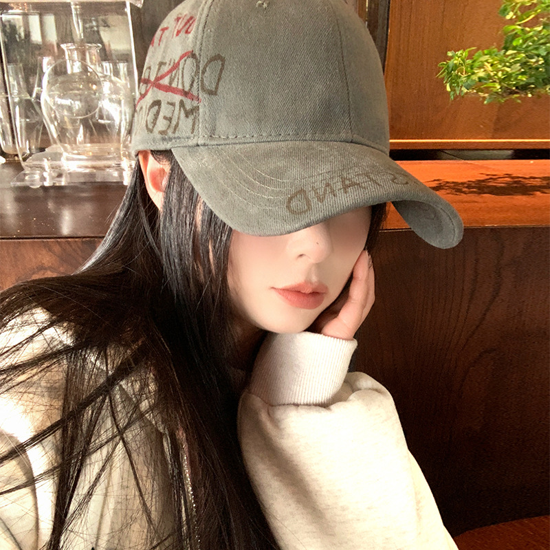 Retro americano lavado con agua para hacer viejas letras sombrero de béisbol para mujeres 2025 sombrero de boca de pato de nicho de calle