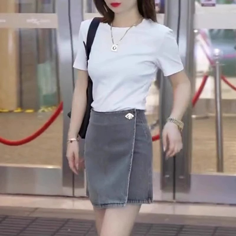 GraceChic GraceChic GraceChic Herbst/Winter 2025 Europäischer High-End-Stil, schlicht, vielseitig, koreanischer Stil, purer Stil, Design, kurzer Rock_voghion.com