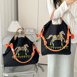 女士单肩包;女士斜挎包;女士手提包