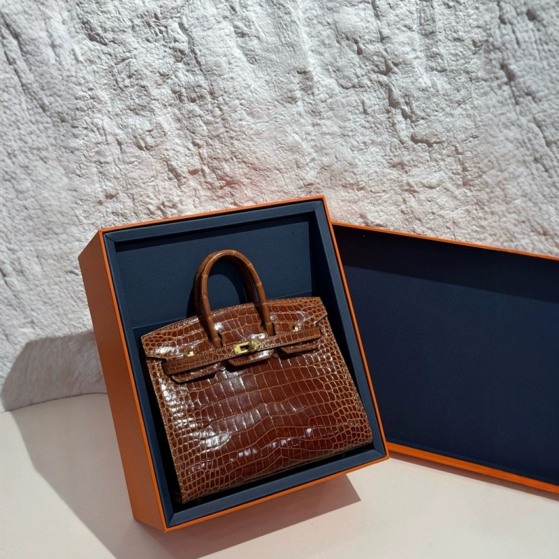 High-end women's handbag, semi-handmade with wax thread, top-grain cowhide, matte crocodile pattern, mini external-stitched Birkin bag 2025