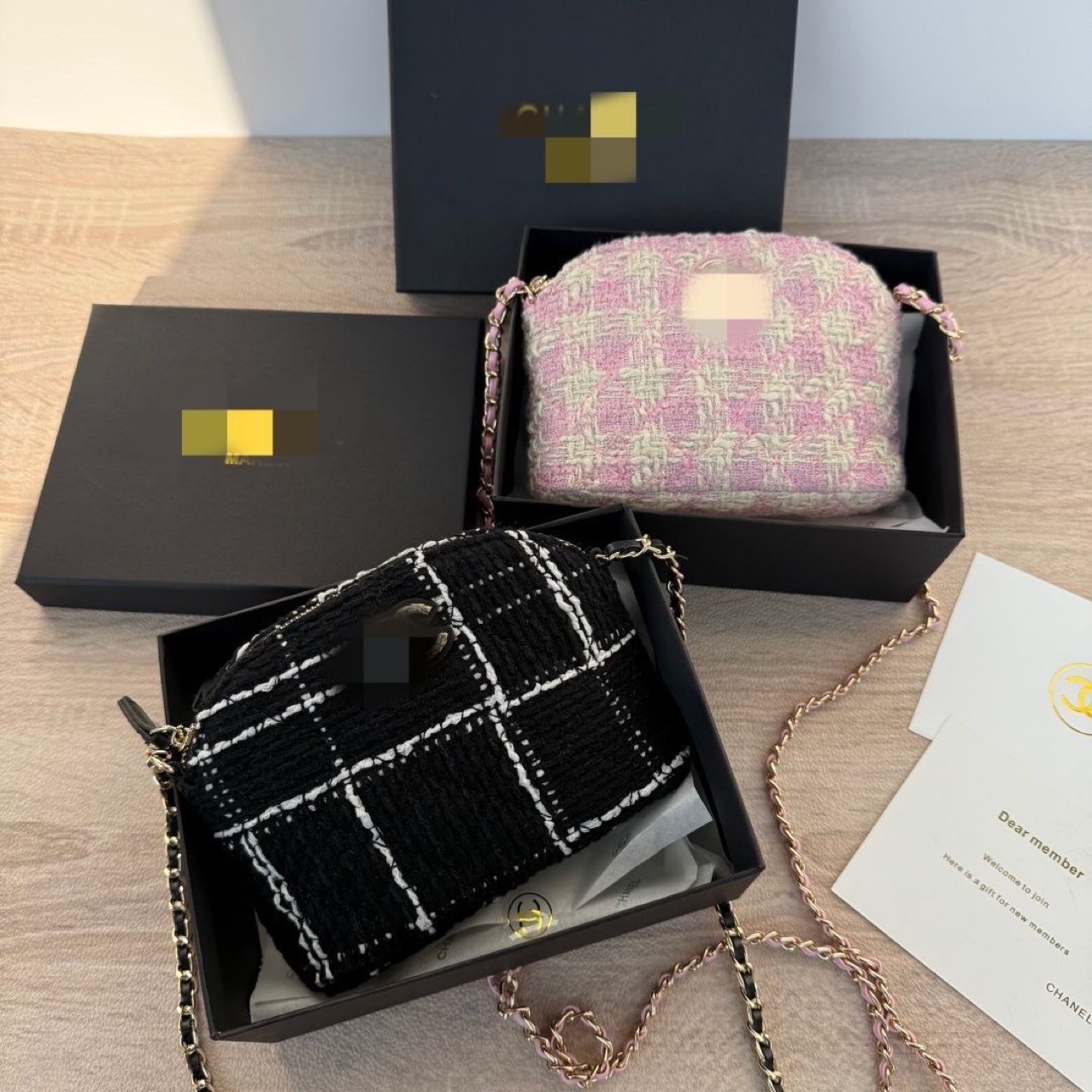 Shell Bag Pink Black Woolen Shell