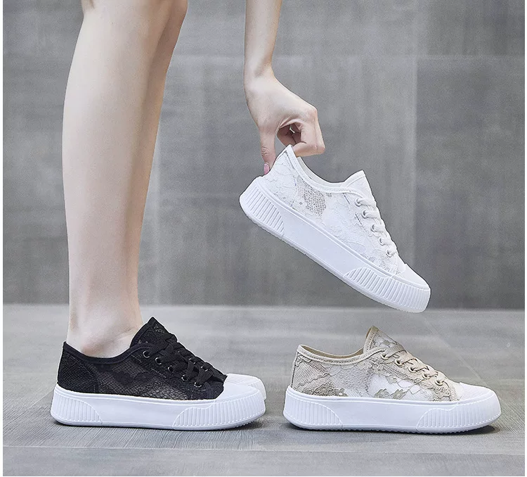 Women's shoes 2025 new spring and summer lace breathable mesh shoes small fragrance style single mesh cookies flat-soled thin white shoes