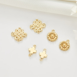 Copper plated 14k color retention diy jewelry accessories small daisy Chinese knot four leaf clover accessories pendant connector wholesale