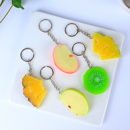 PVC simulated apple slices, kiwi slices, pineapple slices pendant, simulated fruit keychain, small commodity scan code gift