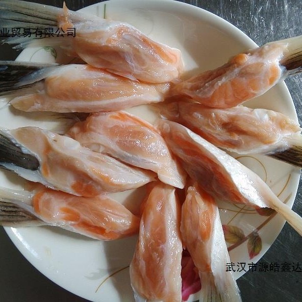 Salmon Scraps, Fresh Atlantic Salmon Fins 1kg, Can Be Fried or Braised, Starting from 2 Servings Each Salmon Scraps, Fresh Atlantic Salmon Fins 1kg, Can Be Fried or Braised, Starting from 2 Servings Each