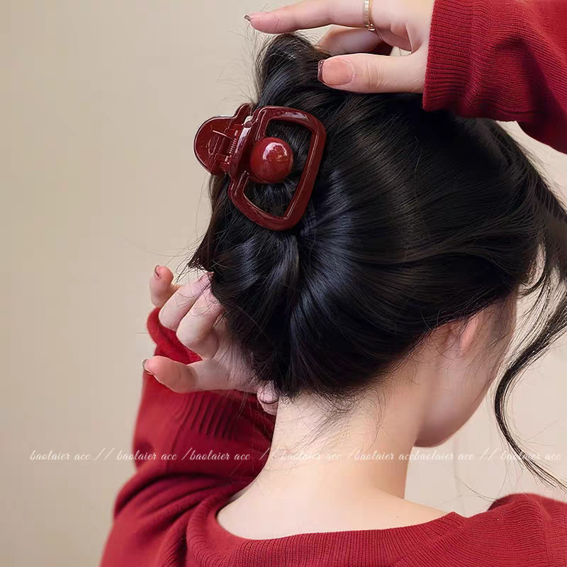 1 # Cuadrado rojo de Angola