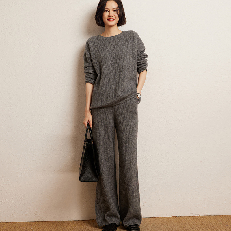 Cashmere Set 2026 Spring New Women's Round-Neck Loose Pullover Twist Pattern Thick Knitted Sweater Wide-Leg Pants Cashmere Set 2026 Spring New Women's Round-Neck Loose Pullover Twist Pattern Thick Knitted Sweater Wide-Leg Pants