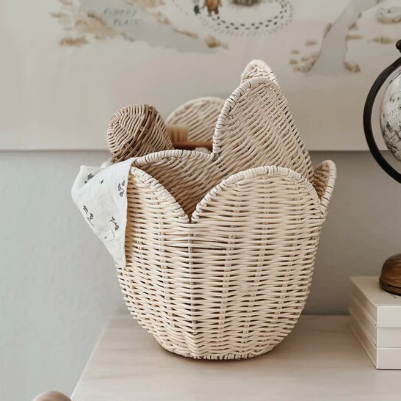 Pastoral estilo simple lirio de caña canasta de almacenamiento casa vivienda decoración juguetes canasta de almacenamiento de artículos de tejido a mano