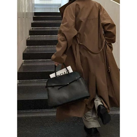 女式衬衫;休闲裤;女式针织衫