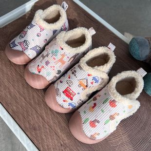 25�����¿ͨӡ���ӽq����Ь�к�Ů����ͯ�׃��@�҃�Ь