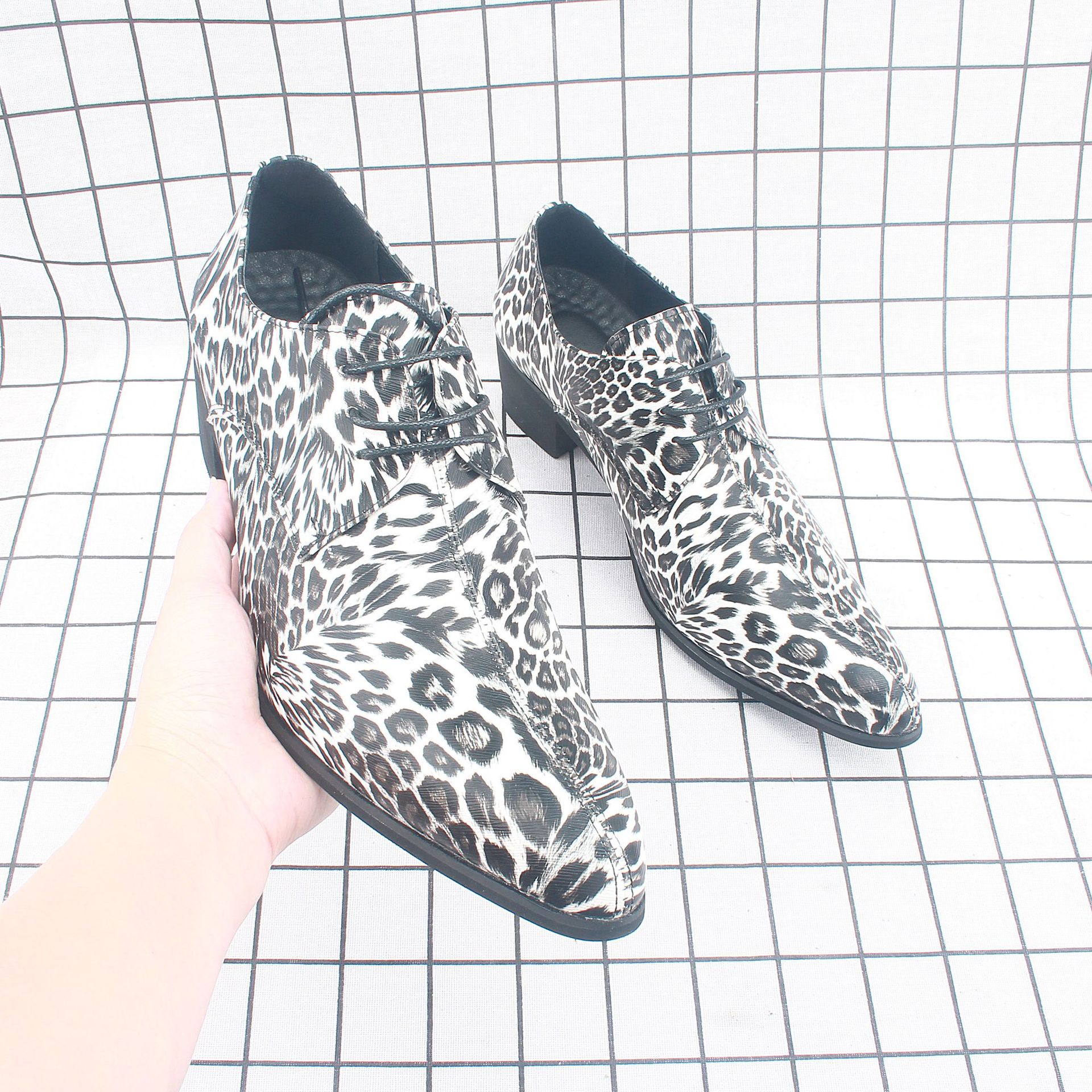 ��ó��2025ĥɰ�޲���˵�Ьϵ��Բͷ�͸�����Ь1211