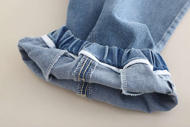 Set di tre pezzi con gilet e maglione per bambine 2025, nuovo abbigliamento per bambini alla moda per la primavera e l'autunno._voghion.com