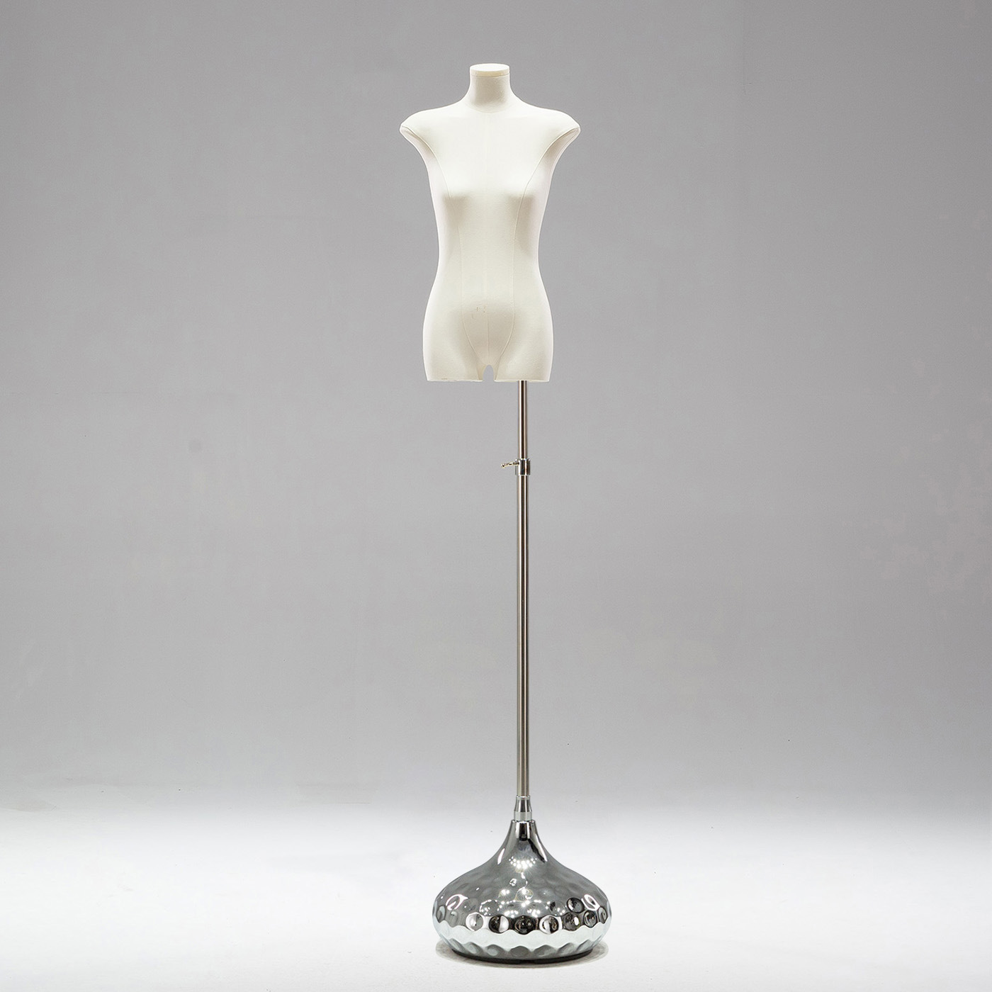 Modelo de accesorios tienda de ropa de mujer maniquí de gota de agua base ventana de pantalla de cuerpo de vestido de boda exhibición de cuerpo humano marco de modelo