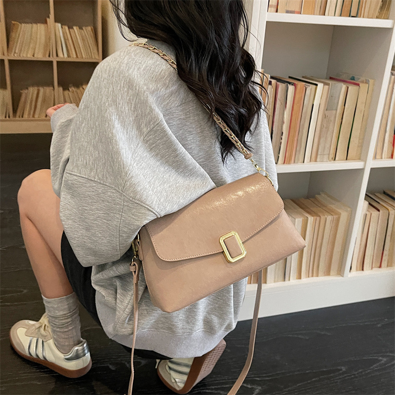 Bolso de hombro de ocio retro popular este año 2026 damas nuevo estilo de moda simple sensación cotidiana de hombro único bolso inclinado image 5