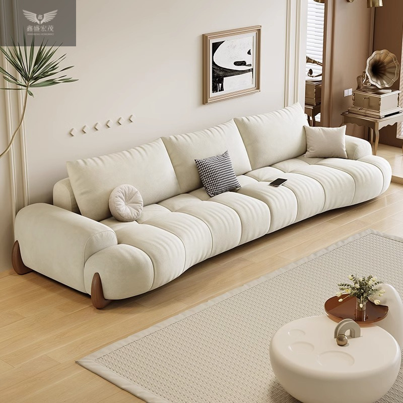 Sofá de cuero italiano minimalista moderno, sala de estar, nuevo apartamento pequeño, sofá de tela curva de estilo crema blanca para gatos