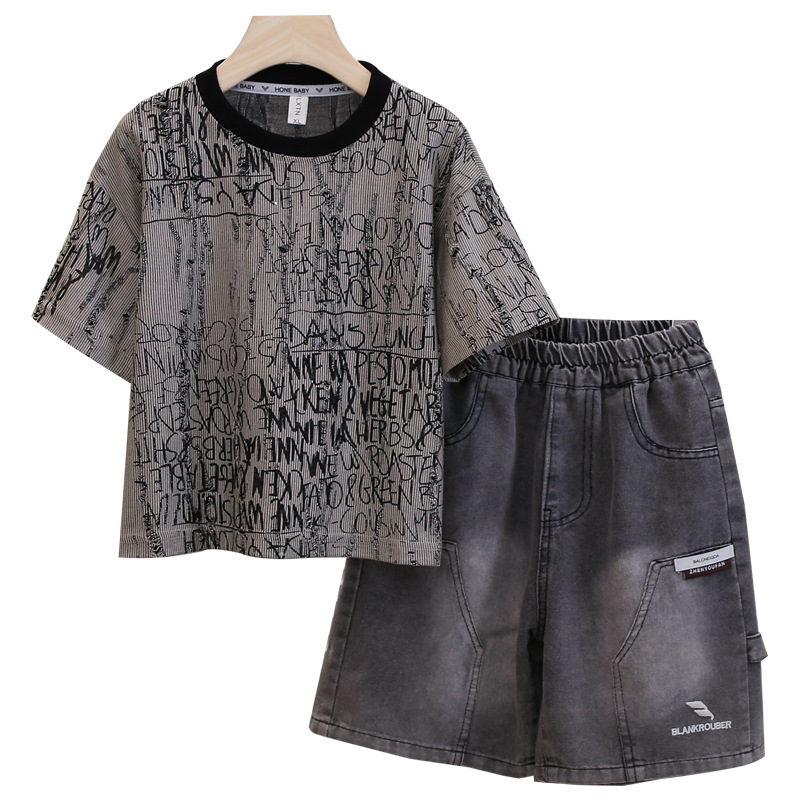 7248 Traje de manga corta de verano para niños 2025 Nuevo estilo Camiseta con estampado de estilo occidental Pantalones cortos Traje de dos piezas