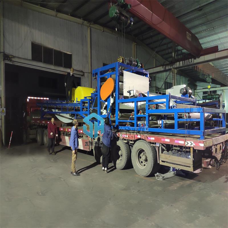 水衡选铁粉尾矿污泥脱水机 带式压滤机 污泥脱水压滤一体机