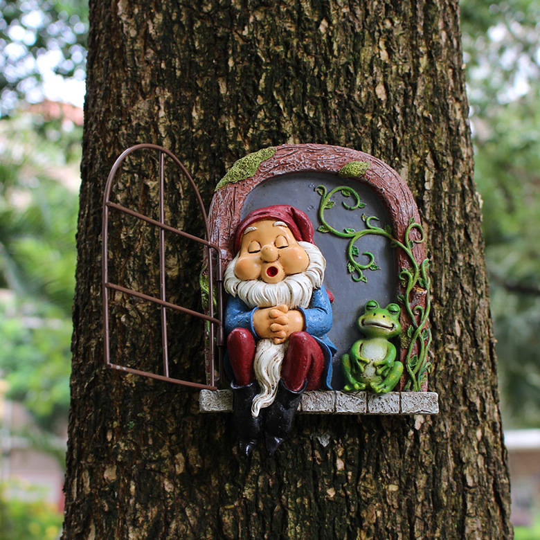 Amazon open and close iron window sleeping dwarf dwarf tree hanging resin outdoor landscape decoration resin pendant 