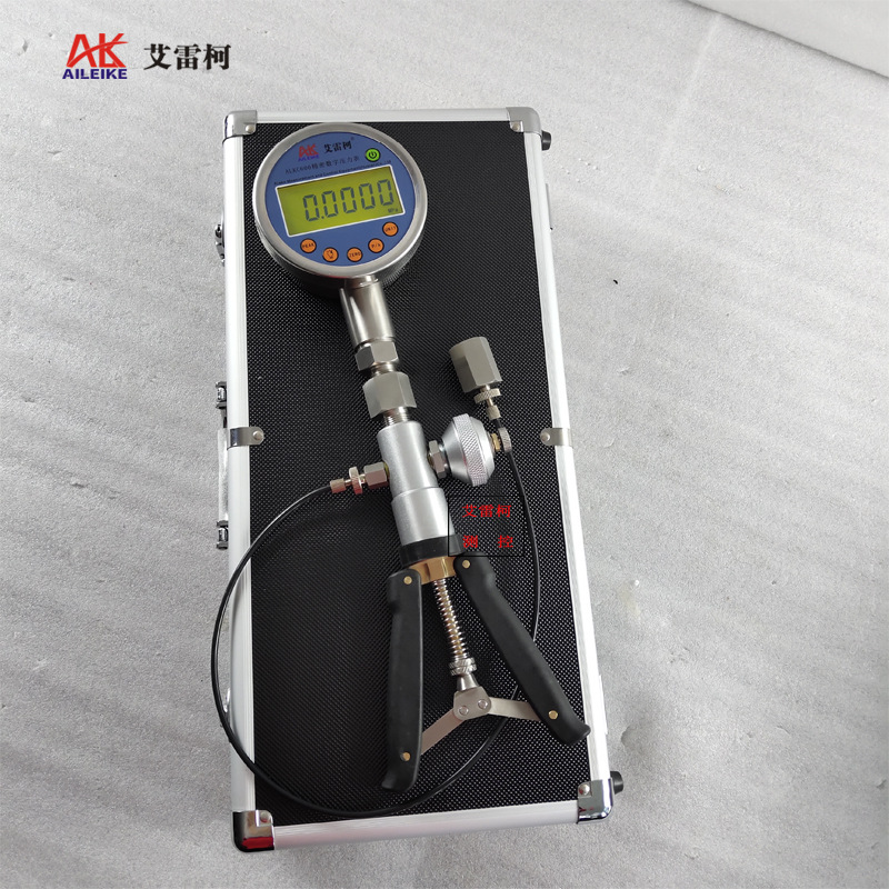 艾雷柯ALKS501TB智能气压手泵数显压力校验测试泵数字效验表