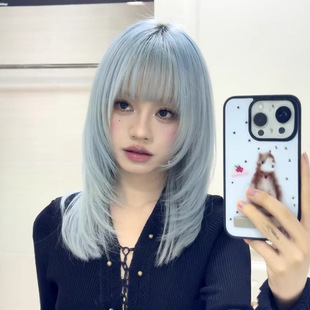 Wig Female Ice Blue New Clavicle Hair Y2K Internet Celebrity Subculture齐 Bangs High-Level Short Straight Hair Full Headgear
