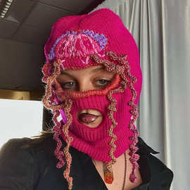 2026年亚马逊跨境纯手工针织搞怪露嘴面罩针织头套帽子一体