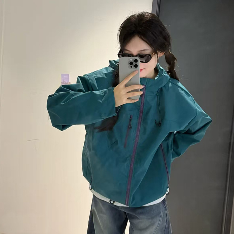 户外男女款软壳冲锋衣秋季防风防水登山服外套连帽透气运动服女款|undefined