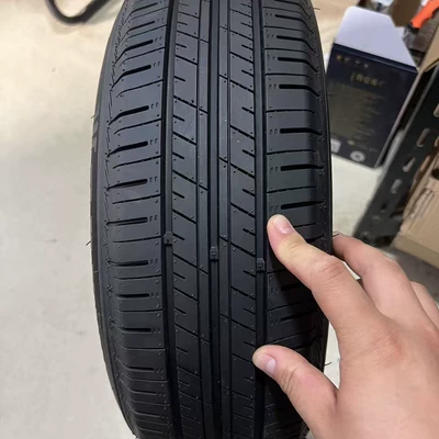 Brand new tires: Off-road şinlər