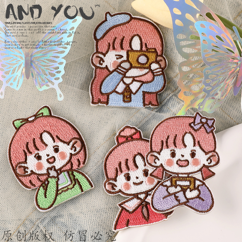 草莓刺绣贴卡通小女孩服装辅料补丁贴手账DIY配饰原创自粘贴布贴