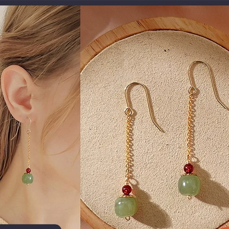 Яблоко, органические серьги из яшмы, бисеры гранат
