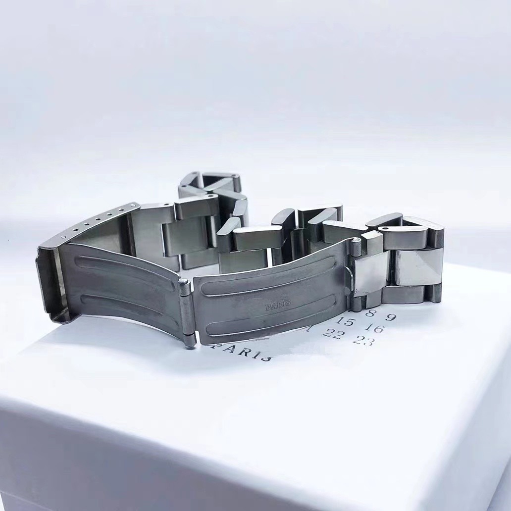 PYC M スタイル 20ss クラシックデジタルロゴストラップブレスレットインショーミニマリストスタイルブレスレットチタン鋼ブレスレット男性用