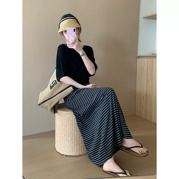 2026 New Summer Style Maternity Half-Length Striped Hip-Hugging Skirt Thin Long Skirt