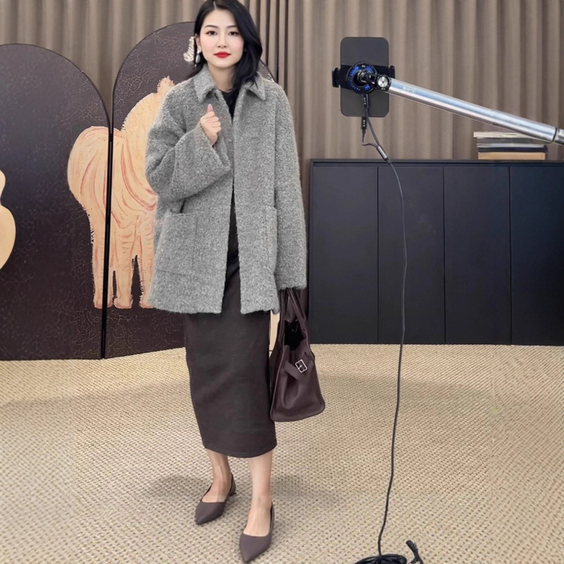 Alpaca Mohair Loop Wool Fashionable Lapel Normcore Loose Silhouette Elegant Short Outwear for Women 2025