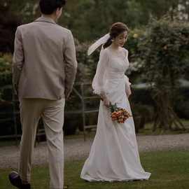 韩式轻婚纱2024新款气质显瘦森系出门纱白色简约缎面礼服裙小拖尾