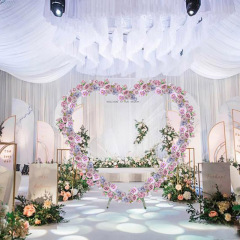 結婚祝いの道具メーカーは国境を越えた電気商の対外貿易供給源花園鉄芸ハート型花芸風船アーチスタンドを提供している
