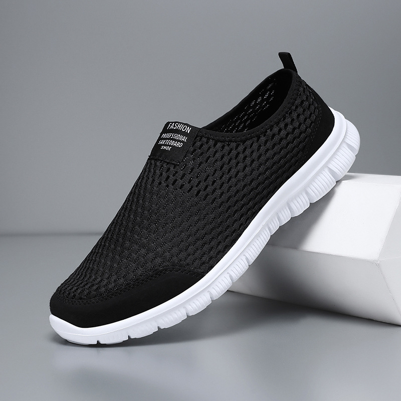 Primavera y verano zapatos casuales de tela de malla para hombres, zapatos de deporte transpirables de tamaño grande para hombres de mediana edad, zapatos ligeros de un solo pie