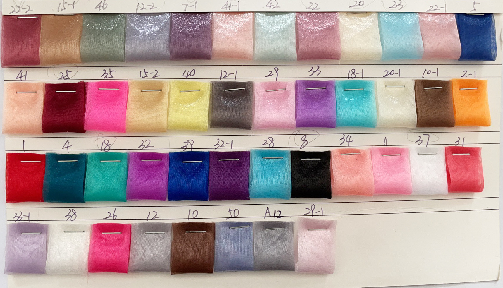 Fábrica en stock floral tocado rollo ola fishtail hilo fresco ramo embalaje cinta DIY pastel hecho a mano cinta de borde