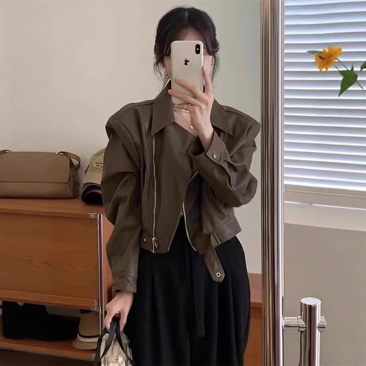 Vintage Pu Leather Jacket for Women, Spring 2026, Petite Size, Fashionable Versatile Slim-Fit Biker Short Leather Jacket