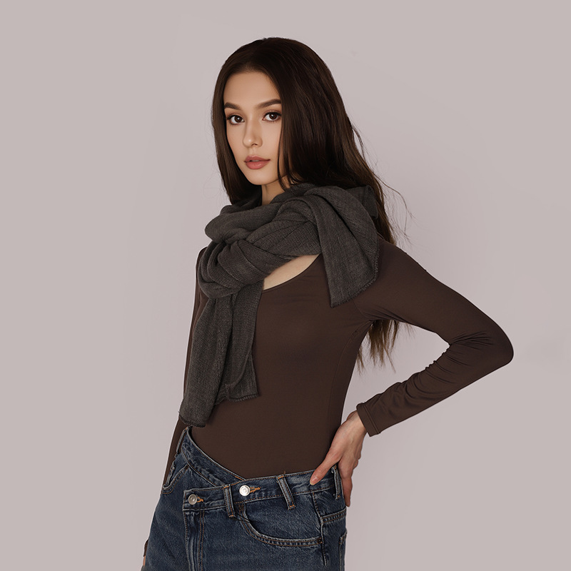 Fabricantes de explosión de alta calidad simple bufandas de cuello de invierno para mujeres engrosadas bufandas de calentamiento con al por mayor