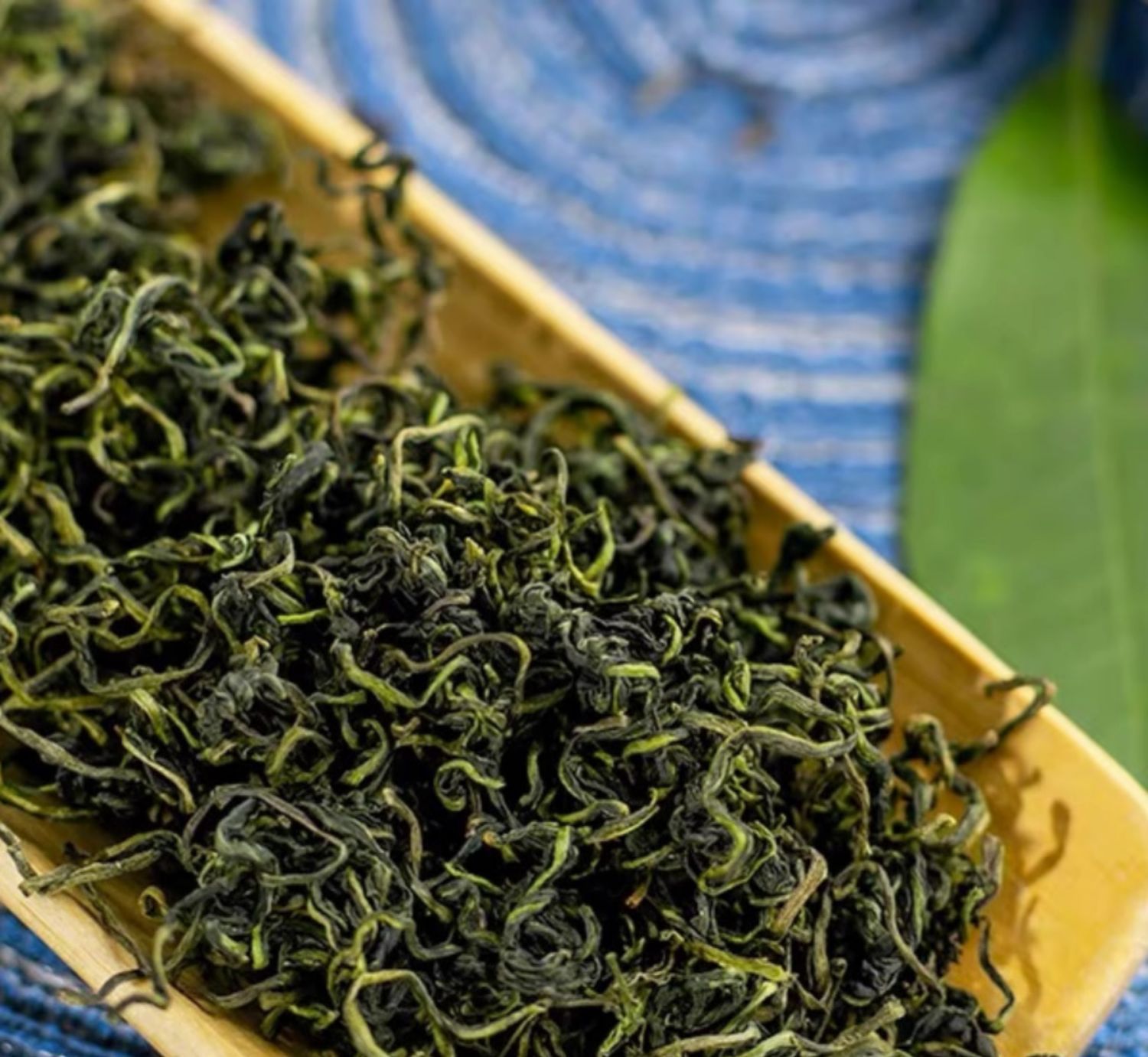 Dandelion Chrysanthemum Cassia Seed Herbal Tea Loose Blend for Traditional Cooling Tea 250g x 2 Cans key features