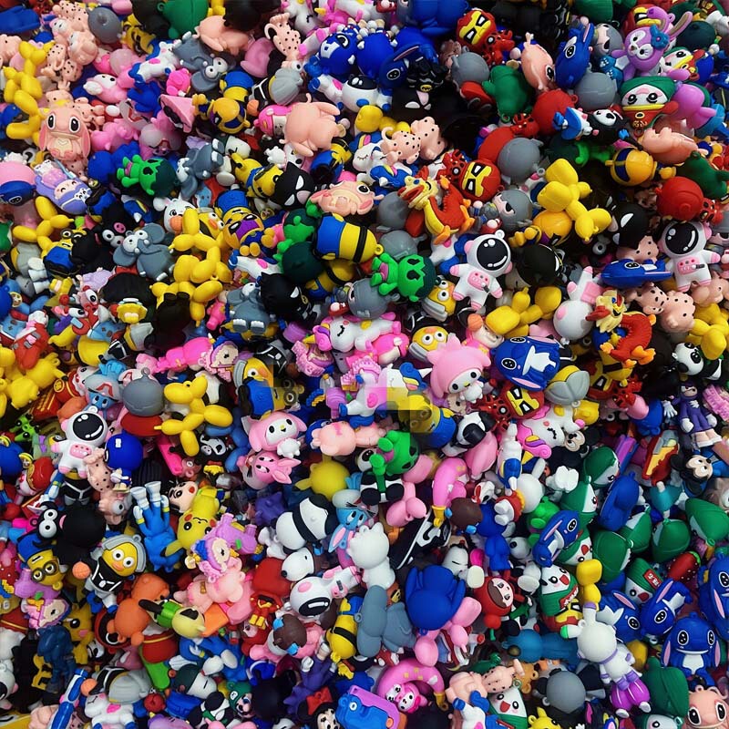 Trendy Keychains for Street Stalls, Cheap Wholesale Large Cartoon Figures, Car Accessories, Street Stall Gifts